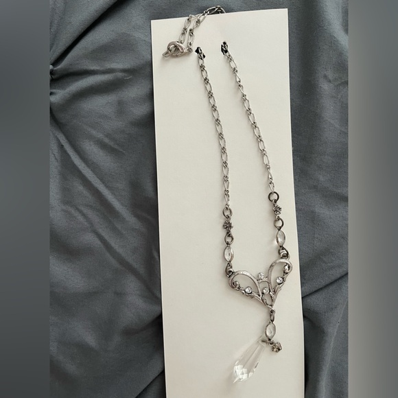 Assorted necklaces - Picture 4 of 7